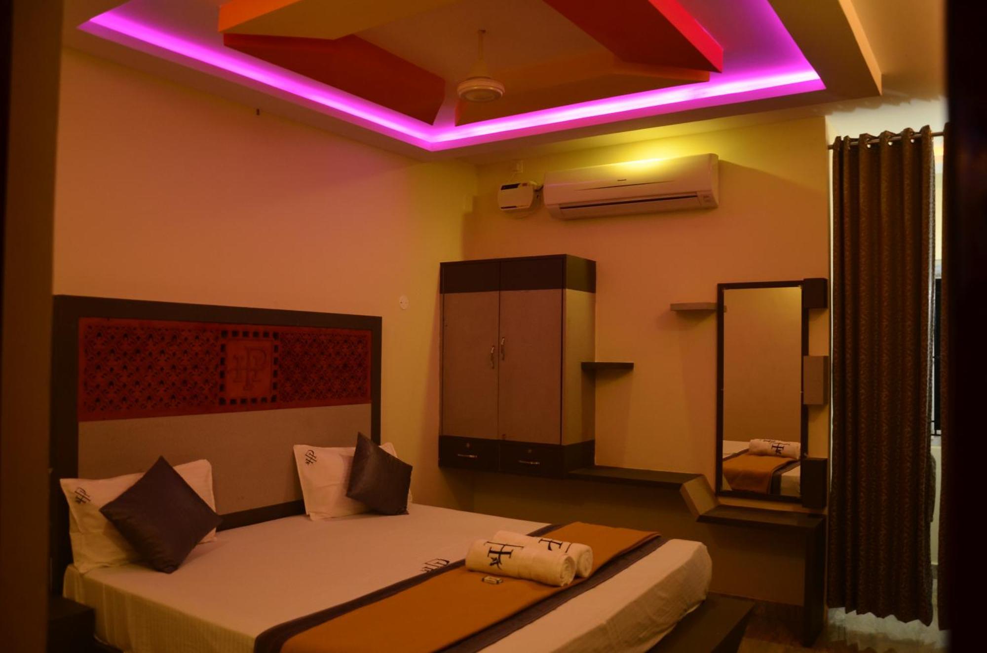 Hotel Panchavarnaa Rameshwaram Ngoại thất bức ảnh
